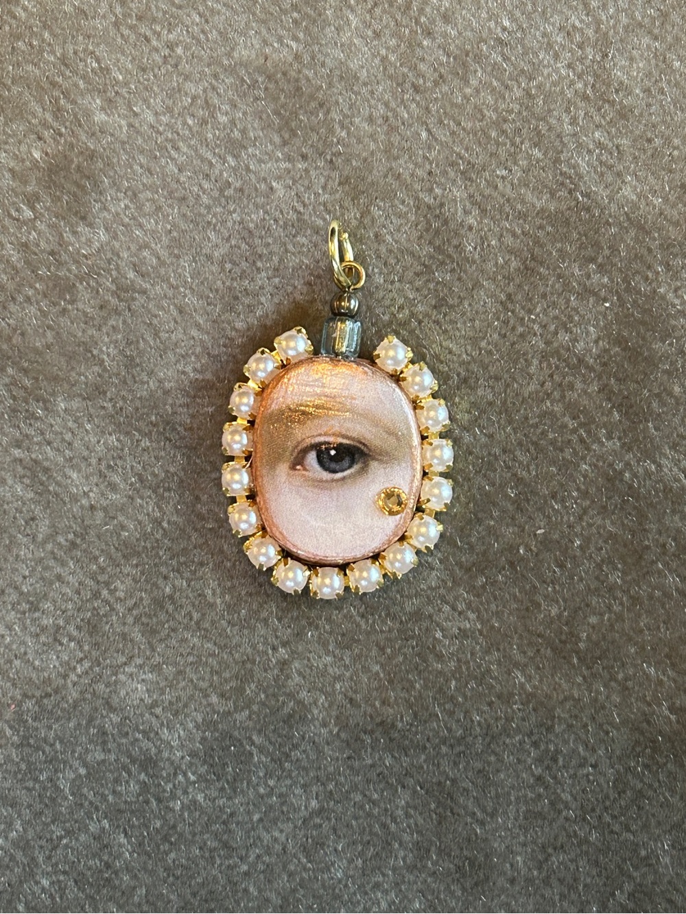 Gold and White Mini Lover’s Eye Portrait Pendant Necklace Charm